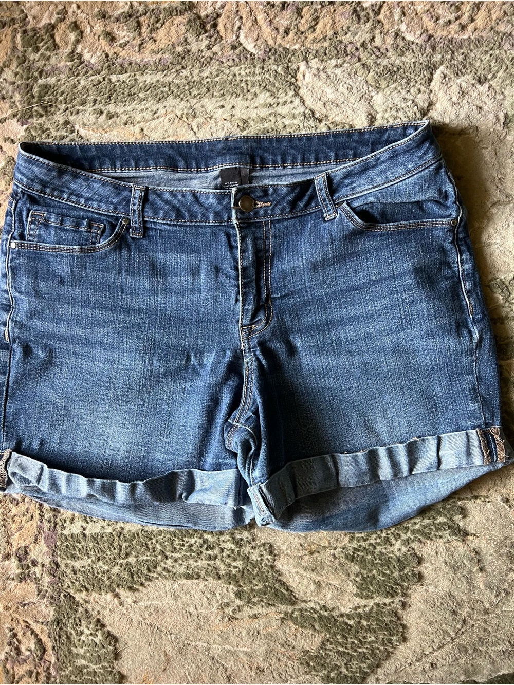 Apt. 9 Rolled Cuff Denim Cotton Blend Shorts - Blue ❤️